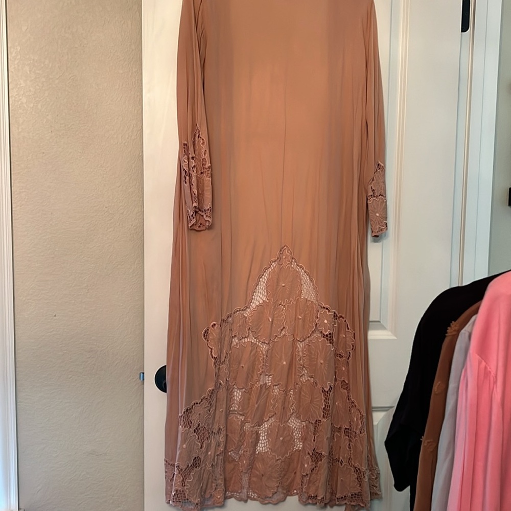 Light weight never worn kimono coral/pink - Picture 5 of 8